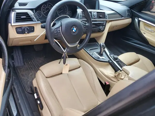 WBA8B9G51HNU09767 2017 BMW 3ER - Image 8
