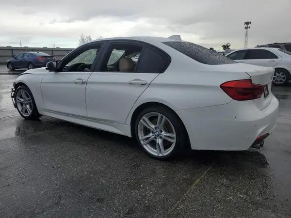 WBA8B9G51HNU09848 2017 BMW 3ER - Image 2