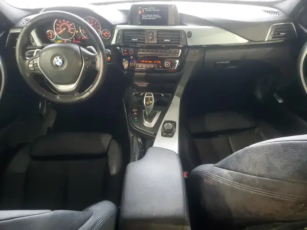 WBA8B9G51HNU49766 2017 BMW 3ER - Image 8