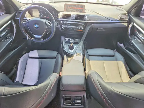 WBA8B9G51JNU96012 2018 BMW 3ER - Image 8