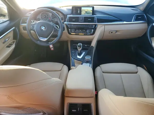 WBA8B9G51JNU98262 2018 BMW 3ER - Image 8