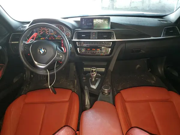 WBA8B9G51JNV00057 2018 BMW 3ER - Image 8