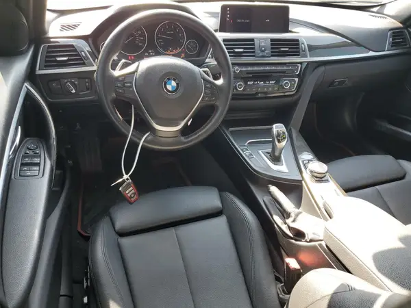 WBA8B9G51JNV00074 2018 BMW 3ER - Image 8