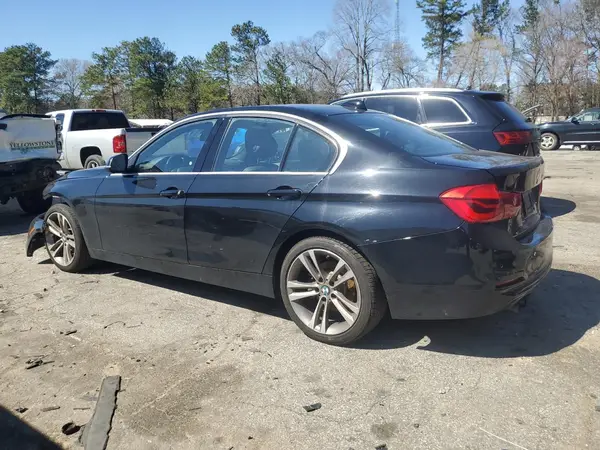 WBA8B9G51JNV00169 2018 BMW 3ER - Image 2