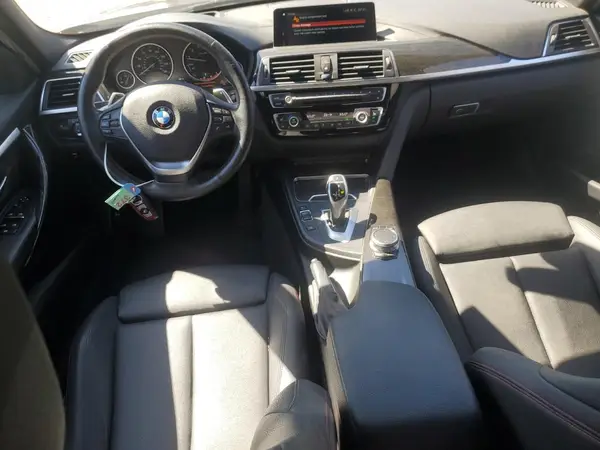 WBA8B9G51JNV00169 2018 BMW 3ER - Image 8