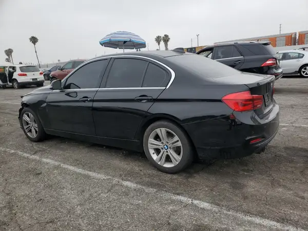 WBA8B9G52HNU48528 2017 BMW 3ER - Image 2