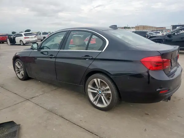WBA8B9G52HNU48576 2017 BMW 3ER - Image 2
