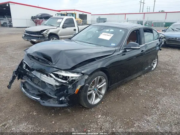 WBA8B9G52HNU49663 2017 BMW 3ER - Image 2
