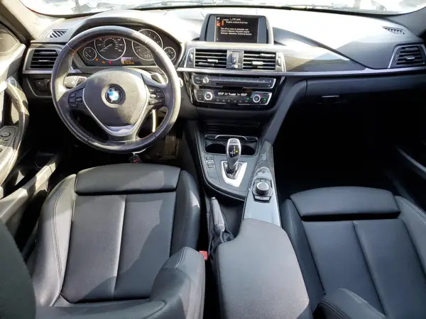 WBA8B9G52HNU50375 2017 BMW 3ER - Image 8