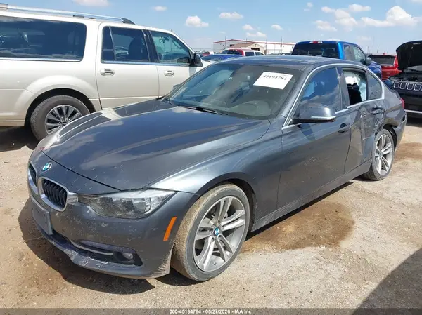 WBA8B9G52HNU50408 2017 BMW 3ER - Image 2