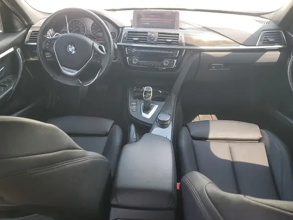 WBA8B9G52JNU57431 2018 BMW 3ER - Image 8
