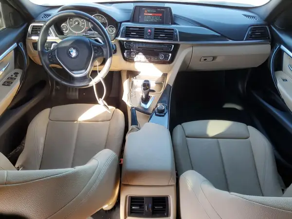 WBA8B9G52JNU57848 2018 BMW 3ER - Image 8