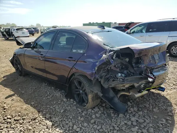 WBA8B9G52JNU96293 2018 BMW 3ER - Image 2