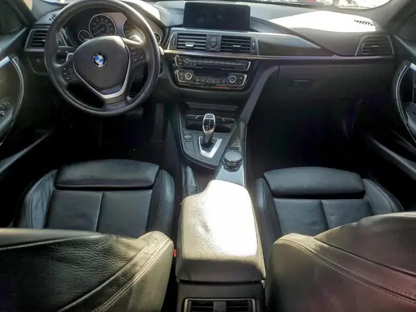 WBA8B9G52JNU96391 2018 BMW 3ER - Image 8