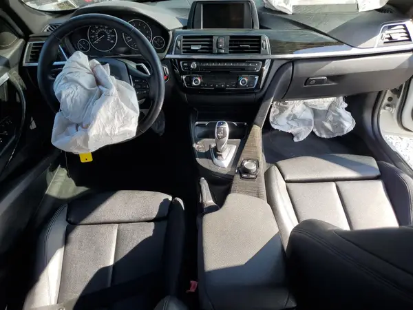WBA8B9G53HNU09740 2017 BMW 3ER - Image 8