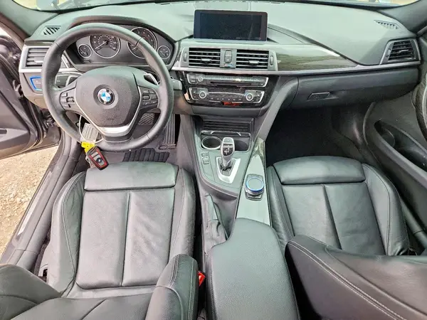 WBA8B9G53JNU58071 2018 BMW 3ER - Image 8