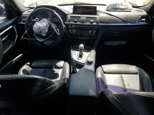 WBA8B9G53JNU95962 2018 BMW 3ER - Image 8