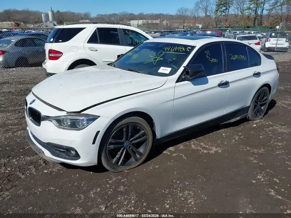 WBA8B9G53JNU96092 2018 BMW 3ER - Image 2