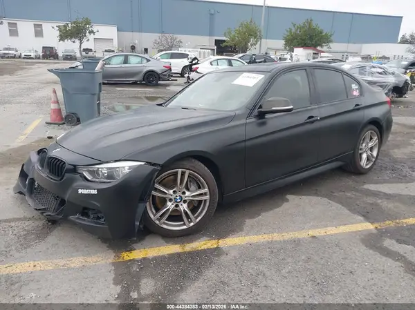 WBA8B9G53JNU98408 2018 BMW 3ER - Image 2
