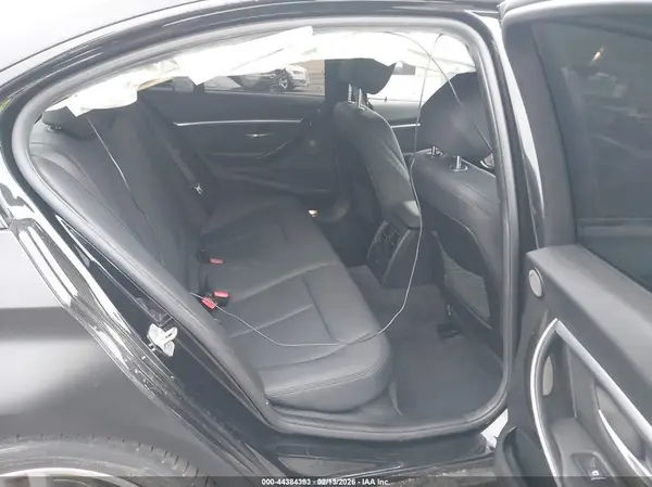 WBA8B9G53JNU98408 2018 BMW 3ER - Image 8
