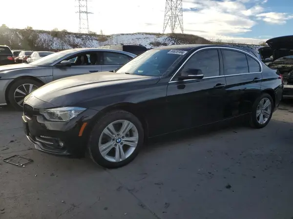 WBA8B9G53JNU98599 2018 BMW 3ER - Image 1