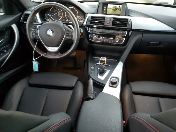 WBA8B9G53JNU98599 2018 BMW 3ER - Image 8