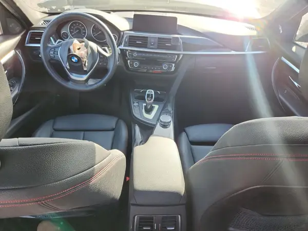 WBA8B9G53JNU99297 2018 BMW 3ER - Image 8
