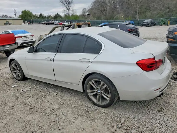 WBA8B9G53JNV00349 2018 BMW 3ER - Image 2