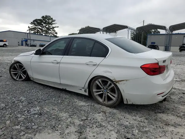 WBA8B9G53JNV00383 2018 BMW 3ER - Image 2