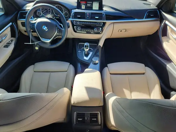 WBA8B9G53JNV00500 2018 BMW 3ER - Image 8