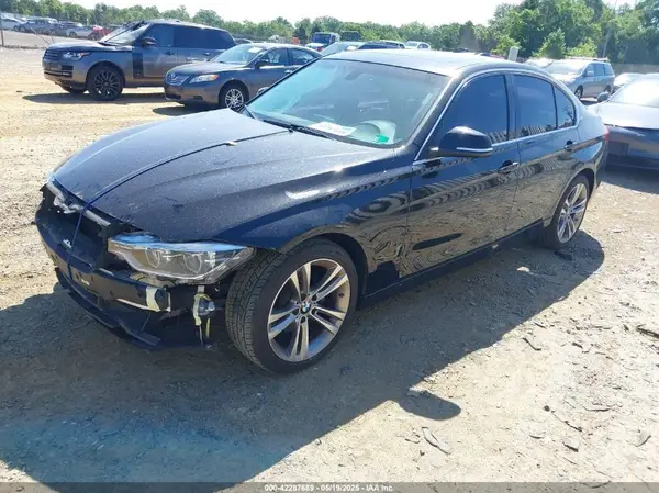 WBA8B9G54HNU09780 2017 BMW 3ER - Image 2