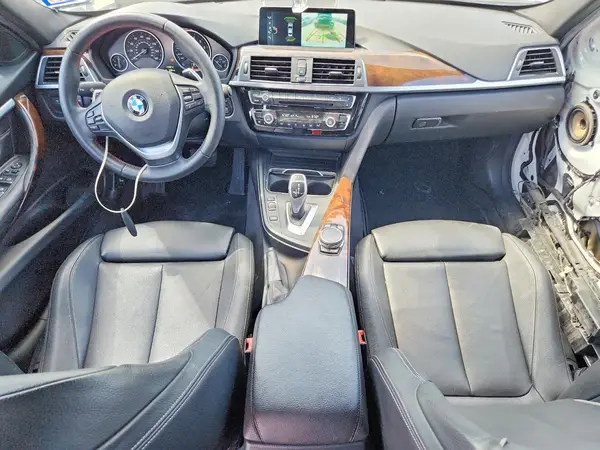 WBA8B9G54HNU48482 2017 BMW 3ER - Image 8