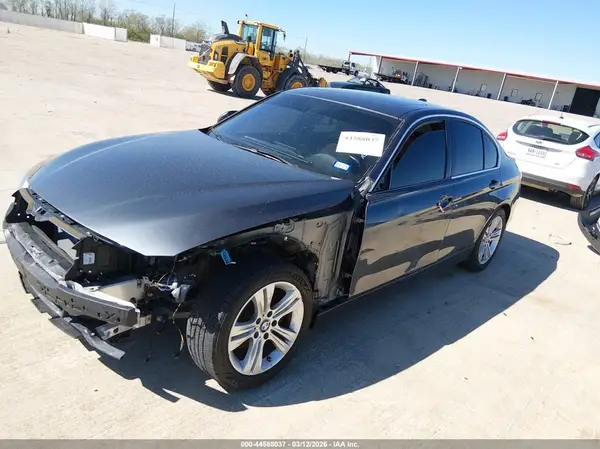 WBA8B9G54HNU49406 2017 BMW 3ER - Image 2
