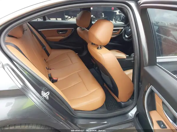 WBA8B9G54HNU51656 2017 BMW 3ER - Image 8