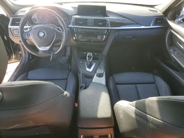 WBA8B9G54HNU51706 2017 BMW 3ER - Image 8