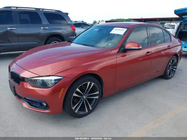 WBA8B9G54JNU58130 2018 BMW 3ER - Image 2