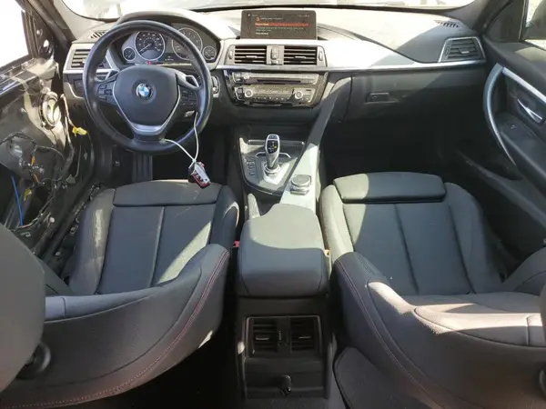 WBA8B9G54JNU95856 2018 BMW 3ER - Image 8