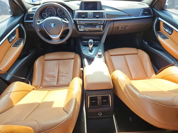 WBA8B9G54JNU95873 2018 BMW 3ER - Image 8