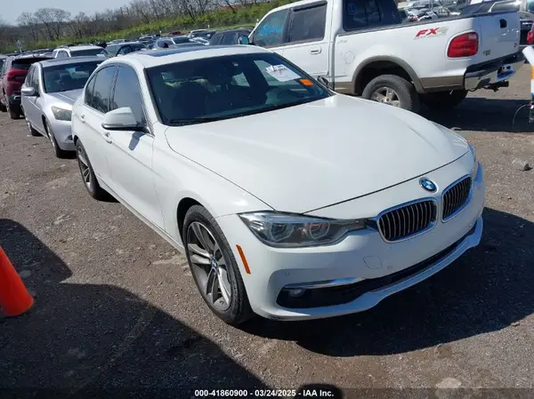 WBA8B9G55HNU09092 2017 BMW 3ER - Image 1