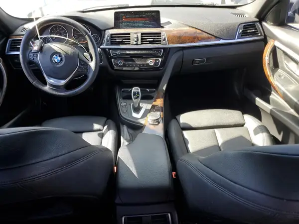 WBA8B9G55HNU48779 2017 BMW 3ER - Image 8
