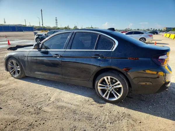 WBA8B9G55HNU50175 2017 BMW 3ER - Image 2