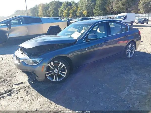 WBA8B9G55JNU58072 2018 BMW 3ER - Image 2