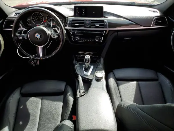 WBA8B9G55JNU95686 2018 BMW 3ER - Image 8