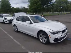 WBA8B9G55JNU99219 2018 BMW 3ER