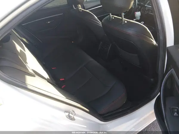 WBA8B9G55JNU99947 2018 BMW 3ER - Image 8