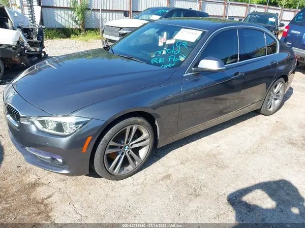 WBA8B9G56HNU09893 2017 BMW 3ER - Image 2