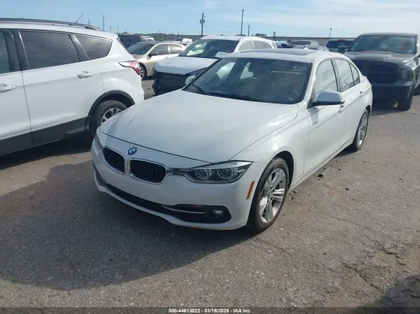 WBA8B9G56HNU50475 2017 BMW 3ER - Image 2