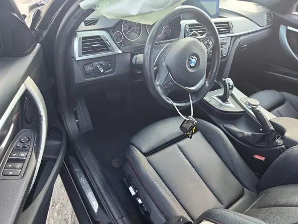 WBA8B9G56JNU98418 2018 BMW 3ER - Image 8
