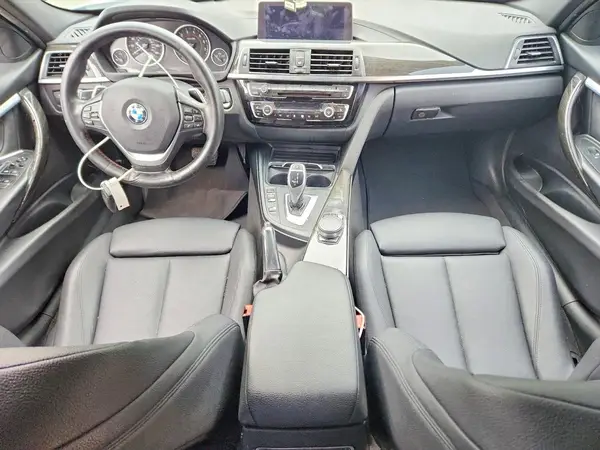 WBA8B9G56JNU98628 2018 BMW 3ER - Image 8