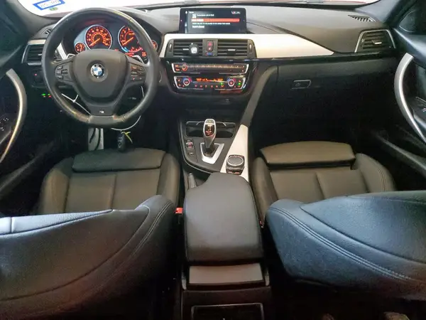 WBA8B9G56JNU98788 2018 BMW 3ER - Image 8